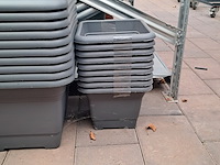 Partij bloembakken o.a. elho - afbeelding 21 van  21