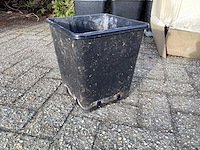 Partij bloembakken - afbeelding 4 van  10