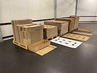 Partij bloemen kartonen dozen en stroken - afbeelding 6 van  13