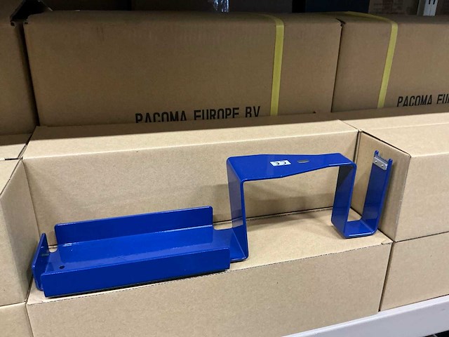Partij bloemenbundelaparaten (48x) - afbeelding 1 van  1