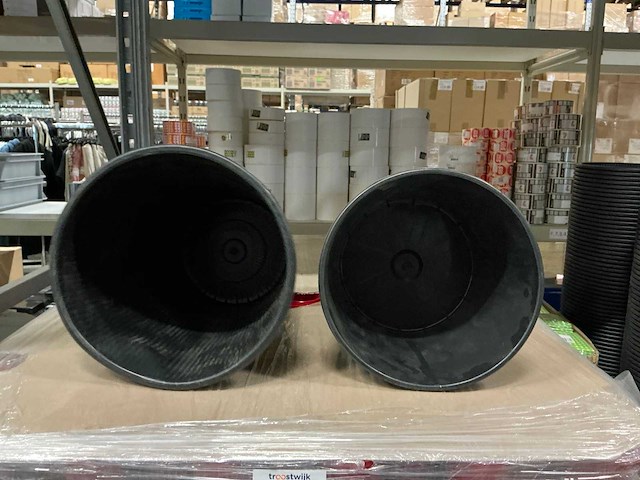 Partij bloemenemmers h19,5&33,5cm (317x) - afbeelding 1 van  2