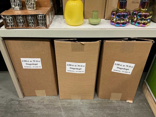 Partij bloemenflesjes nr. 79-10 cc ongedopt met dop (7500x) - afbeelding 4 van  4