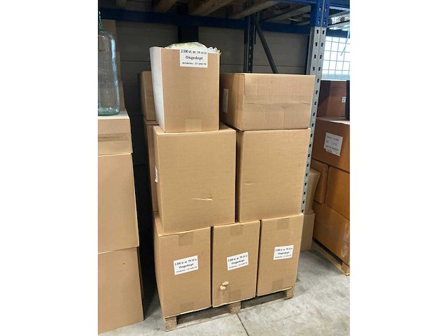 Partij bloemenflesjes ongedopt met dop (47500x) - afbeelding 4 van  5