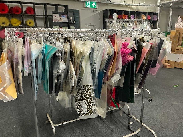 Partij bloemenhoezen - afbeelding 14 van  58