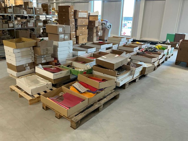 Partij bloemenhoezen - afbeelding 40 van  58