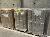 Partij bloemenpapier op rol - afbeelding 1 van  4