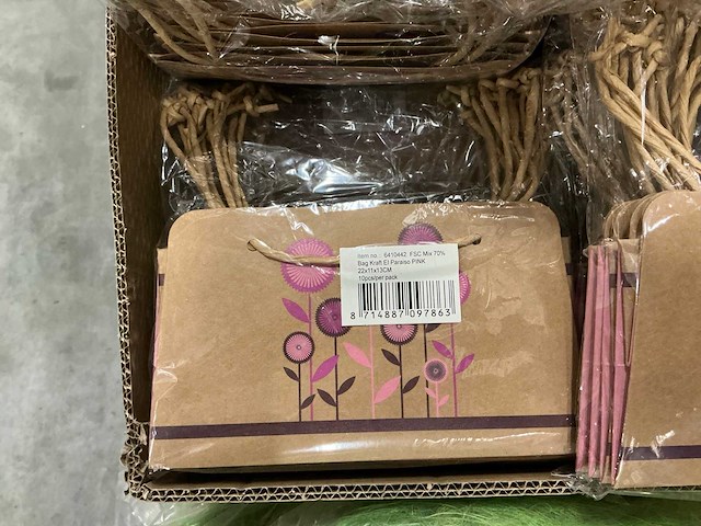 Partij bloemisterij verpakkings artikelen (705x) - afbeelding 5 van  7