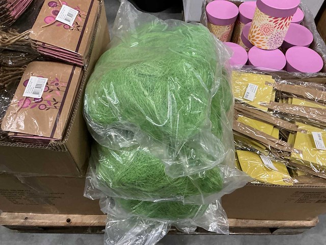 Partij bloemisterij verpakkings artikelen (705x) - afbeelding 6 van  7