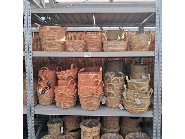 Partij bloemmanden o.a. hana design - afbeelding 4 van  11