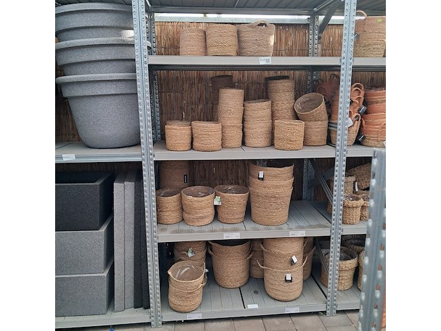 Partij bloemmanden o.a. ts collection - afbeelding 1 van  12