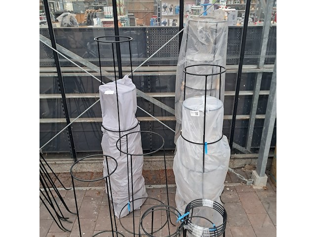 Partij bloempotstaanders - afbeelding 9 van  14