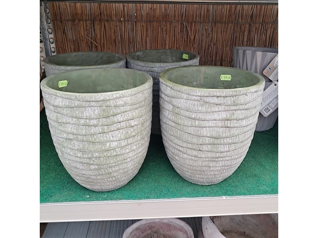 Partij bloempotten en beelden o.a. ts collection, endersen - afbeelding 4 van  21