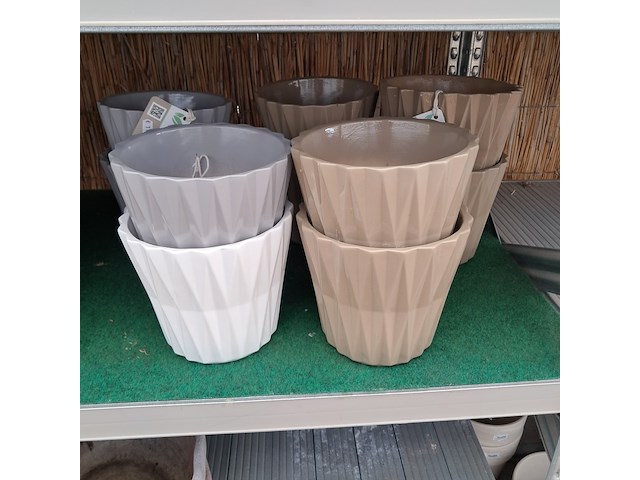 Partij bloempotten en beelden o.a. ts collection, endersen - afbeelding 5 van  21