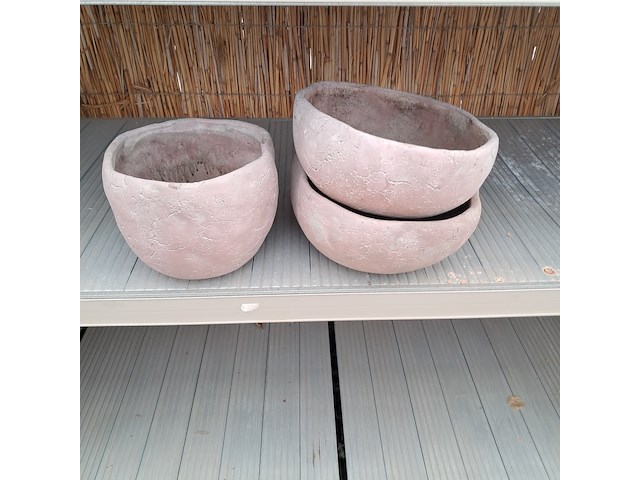 Partij bloempotten en beelden o.a. ts collection, endersen - afbeelding 10 van  21