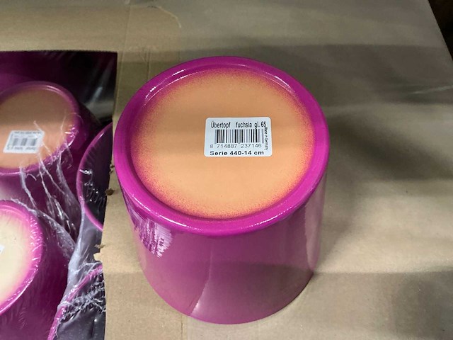 Partij bloempotten fuschiakleur ø14cm/h12,8cm (288x) - afbeelding 3 van  5