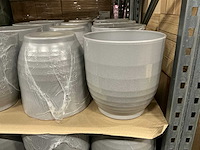 Partij bloempotten grey stone h27,5cm (34x) - afbeelding 1 van  4