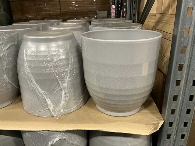 Partij bloempotten grey stone h27,5cm (36x) - afbeelding 1 van  5