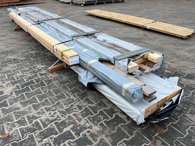 Partij blokhut balken - afbeelding 1 van  6