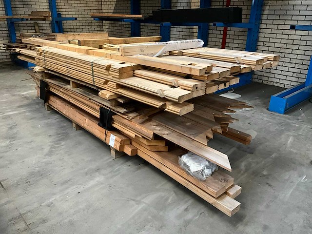 Partij blokhut onderdelen - afbeelding 1 van  7