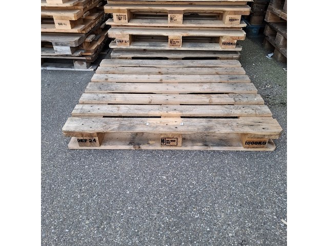 Partij blokpallets - afbeelding 4 van  5