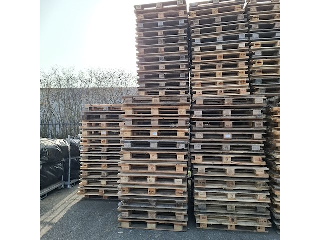 Partij blokpallets - afbeelding 1 van  5