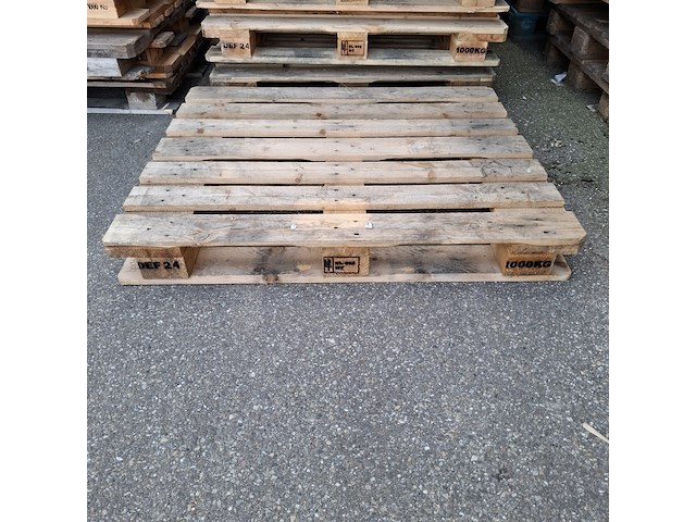 Partij blokpallets - afbeelding 4 van  5