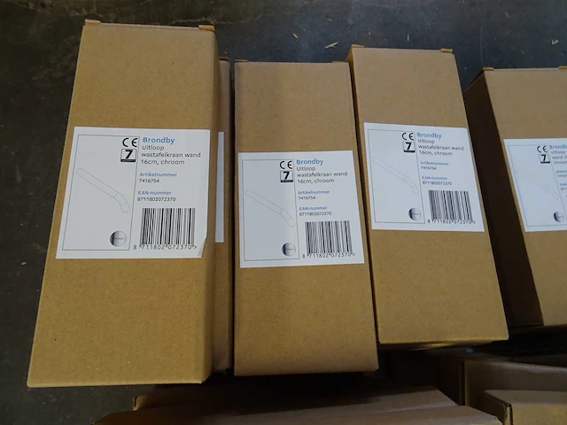 Partij blue label sanitair toebehoren onderdelen, circa 248 verpakkingen - afbeelding 7 van  14