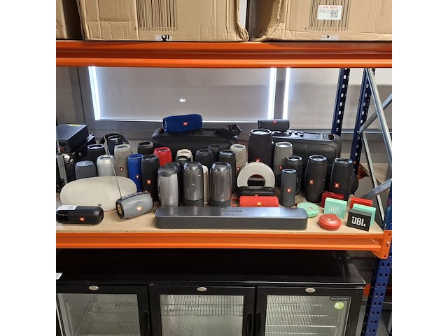 Partij bluetooth speakers, jbl - afbeelding 2 van  9