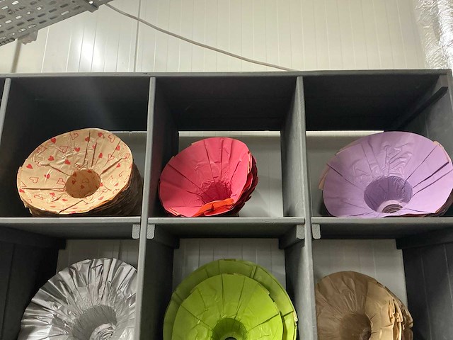 Partij boekethouders - afbeelding 10 van  21