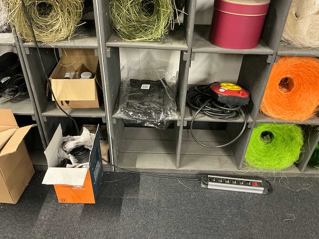 Partij boekethouders - afbeelding 19 van  21