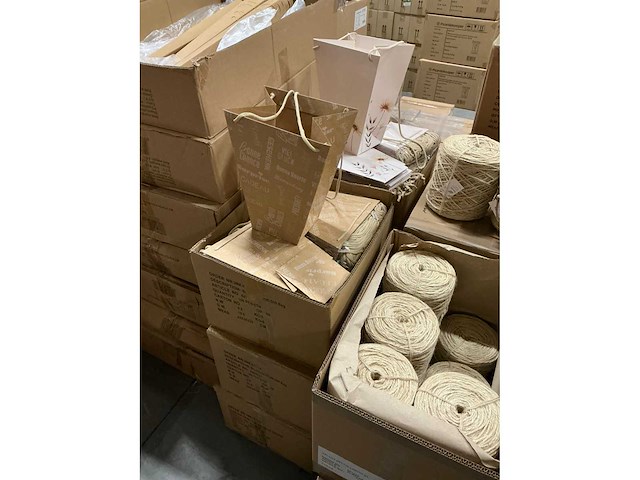 Partij boekettassen h30cm (600x) - afbeelding 2 van  8