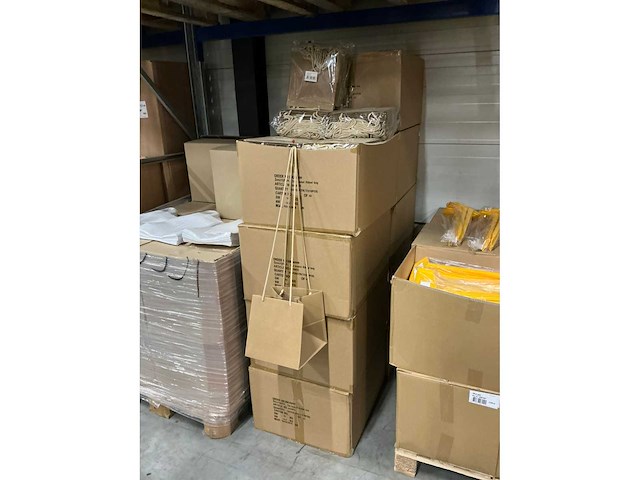 Partij boekettassen ribbel 24x24x24cm (1110x) - afbeelding 3 van  4