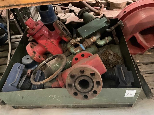 Partij boor onderdelen "bushings and hp valves" - afbeelding 3 van  4