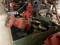 Partij boor onderdelen "bushings and hp valves" - afbeelding 4 van  4