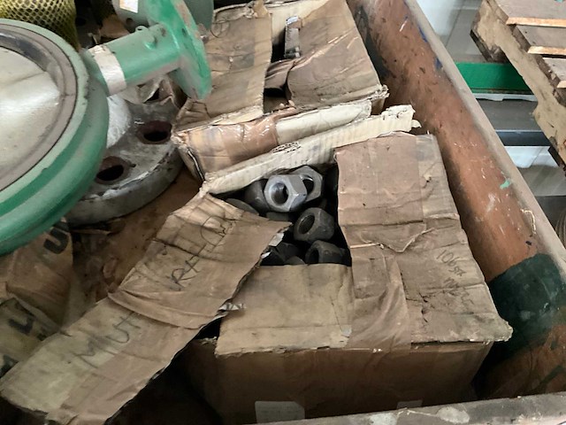 Partij boor onderdelen "lp mud tank valves + parts" - afbeelding 2 van  3