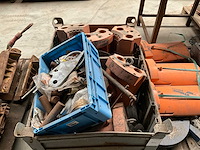 Partij boor onderdelen "pallet with bushings" - afbeelding 2 van  5