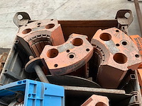 Partij boor onderdelen "pallet with bushings" - afbeelding 4 van  5