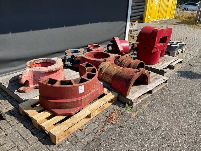 Partij boorgereedschap "bushings + elevators" - afbeelding 1 van  6