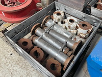 Partij boorgereedschap en leidingwerk - afbeelding 2 van  3