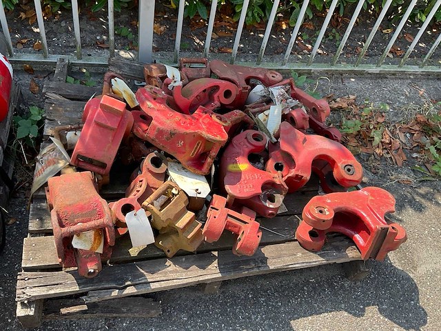 Partij boorgereedschap "lift subs and rig tong parts" - afbeelding 7 van  10