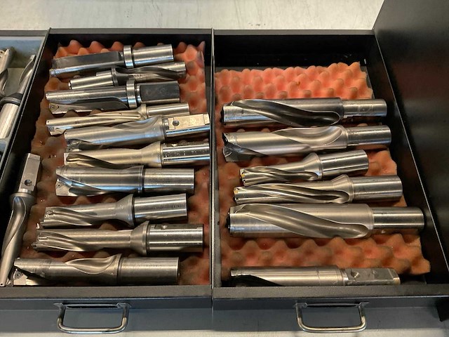 Partij boorgereedschap - afbeelding 2 van  5