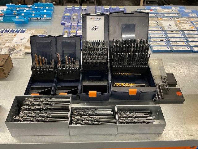 Partij boorgereedschap - afbeelding 1 van  7