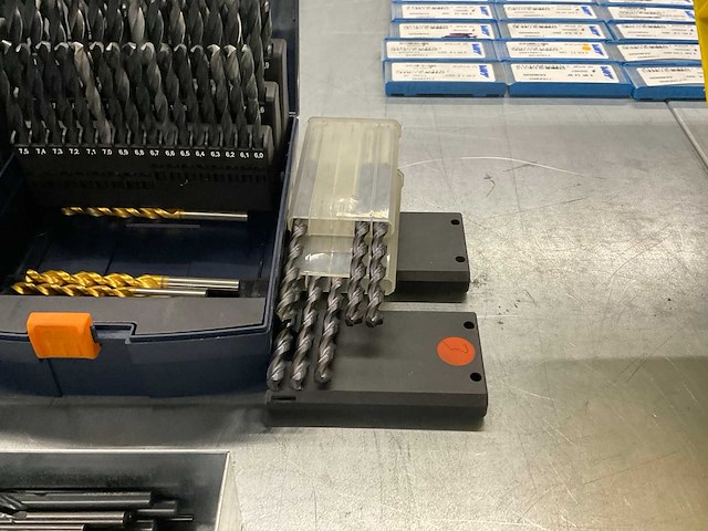 Partij boorgereedschap - afbeelding 5 van  7