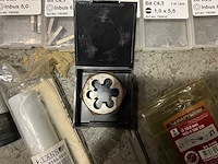 Partij boren, bitsets en krachtdoppen - afbeelding 4 van  12