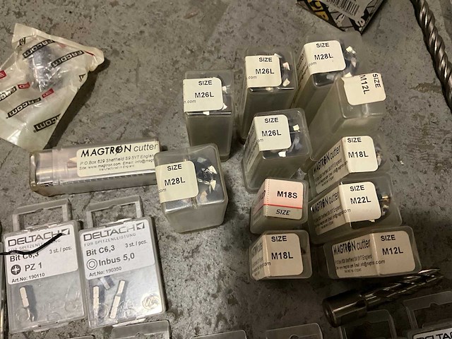 Partij boren, bitsets en krachtdoppen - afbeelding 5 van  12