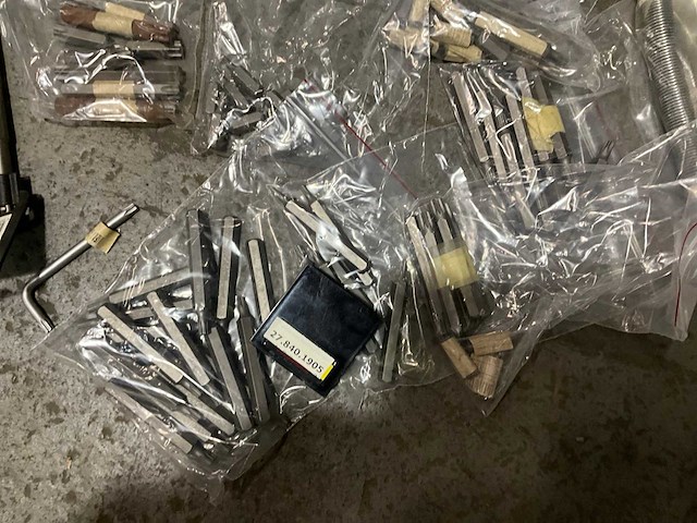 Partij boren, bitsets en krachtdoppen - afbeelding 11 van  12