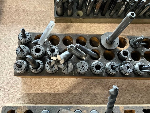 Partij boren en frezen - afbeelding 3 van  16