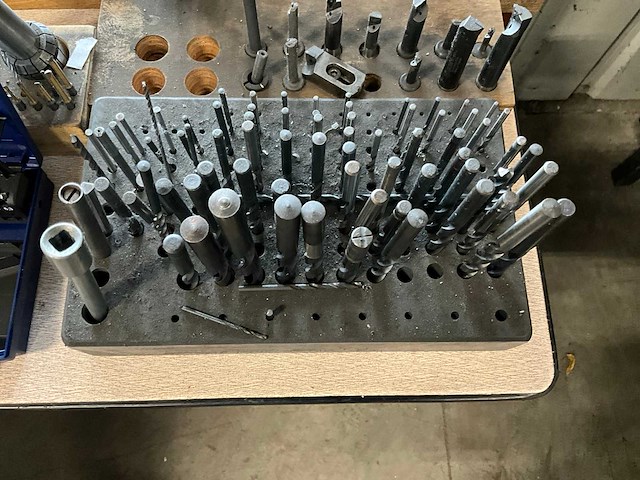 Partij boren en frezen - afbeelding 10 van  16