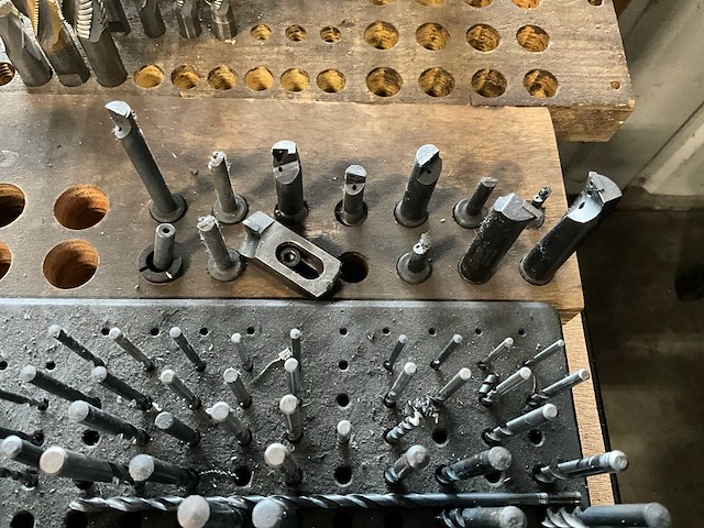 Partij boren en frezen - afbeelding 11 van  16