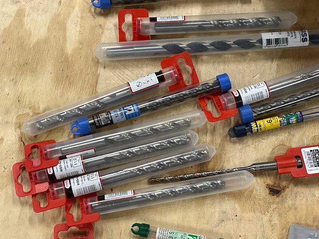 Partij boren & snijgereedschap - afbeelding 6 van  11